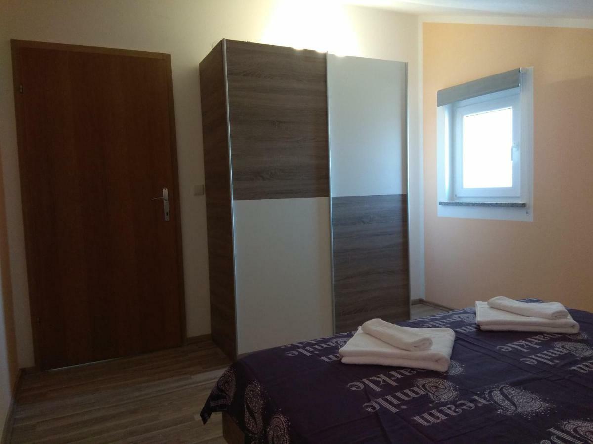 Lorber House Stinjan Apartman Póla Kültér fotó
