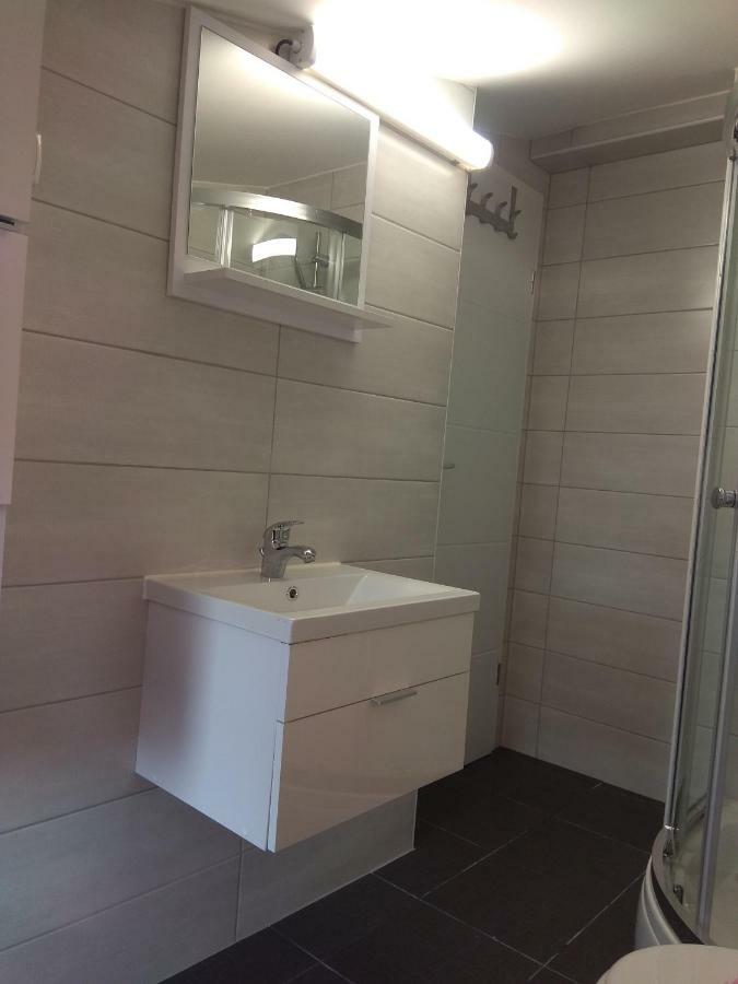 Lorber House Stinjan Apartman Póla Kültér fotó