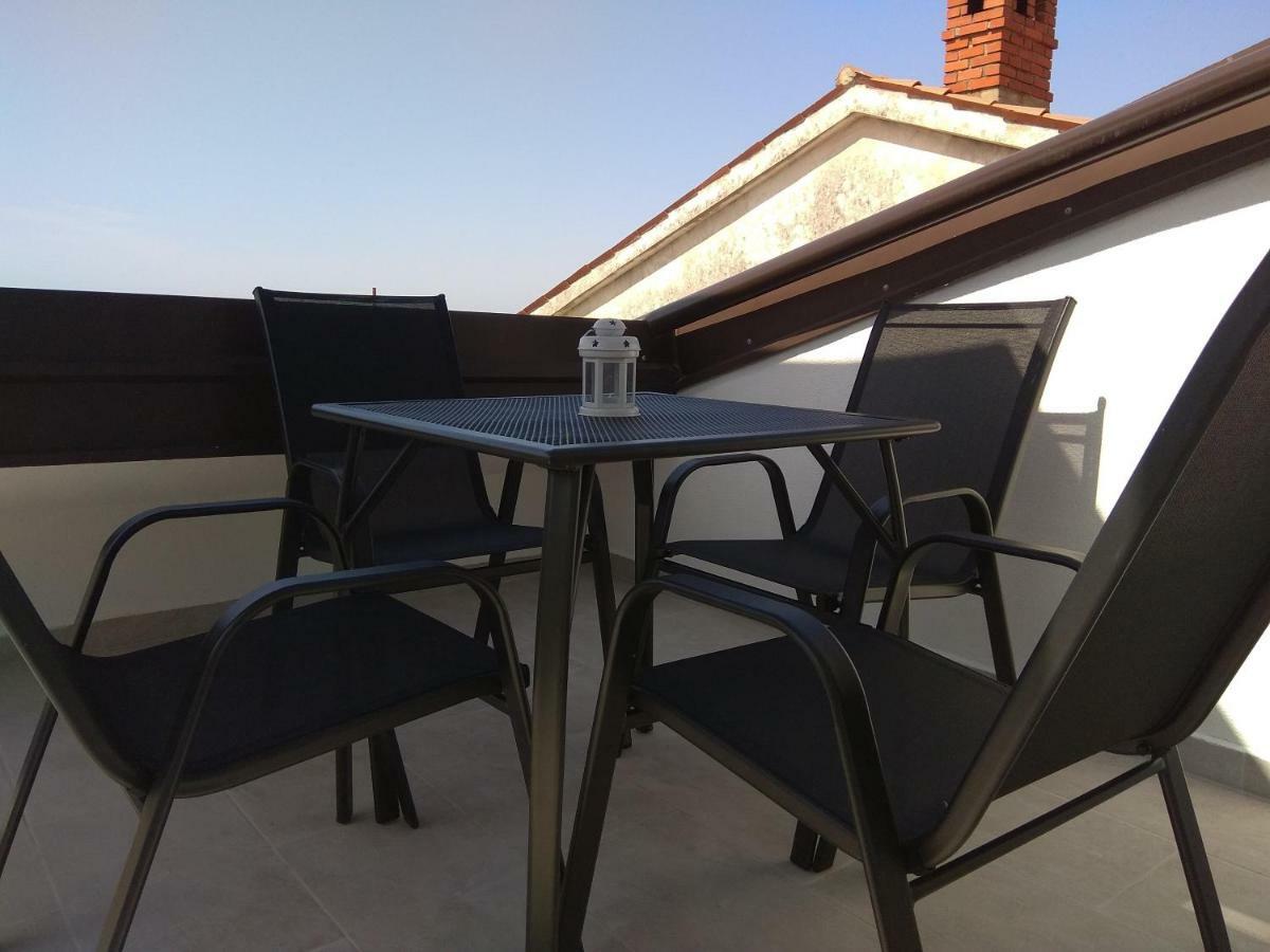 Lorber House Stinjan Apartman Póla Kültér fotó